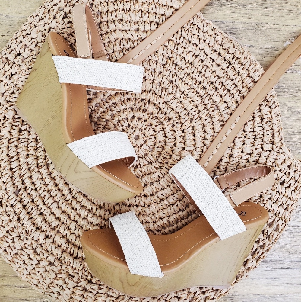 Natibo Ankle Strap Wedge- Cream